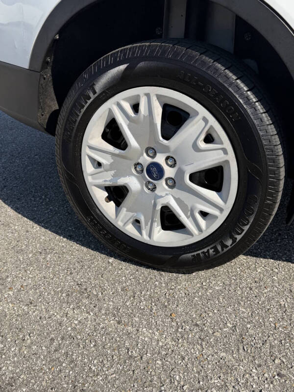 2017 Ford Escape S