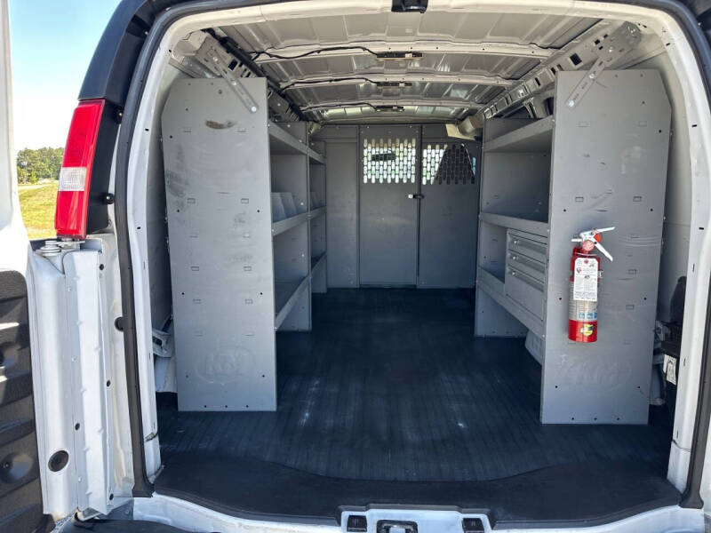 2021 Chevrolet Express 2500