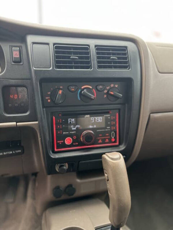 2004 Toyota Tacoma PreRunner V6