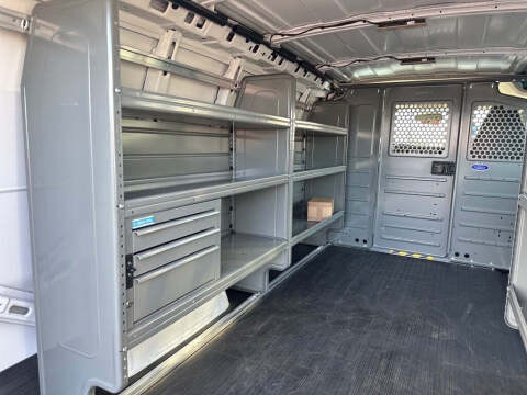 2025 Chevrolet Express 2500