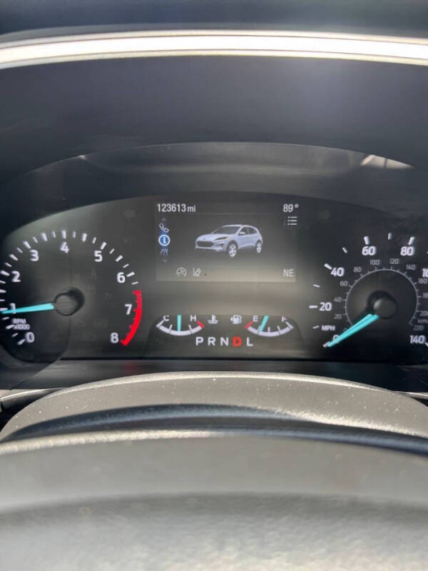 2020 Ford Escape SE
