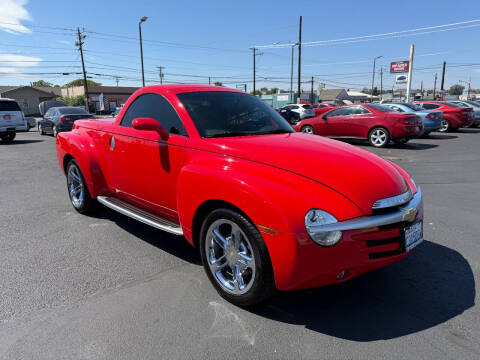 2004 Chevrolet SSR LS