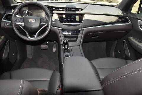 2024 Cadillac XT6 Luxury