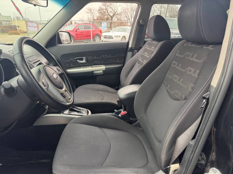 2012 Kia Soul +