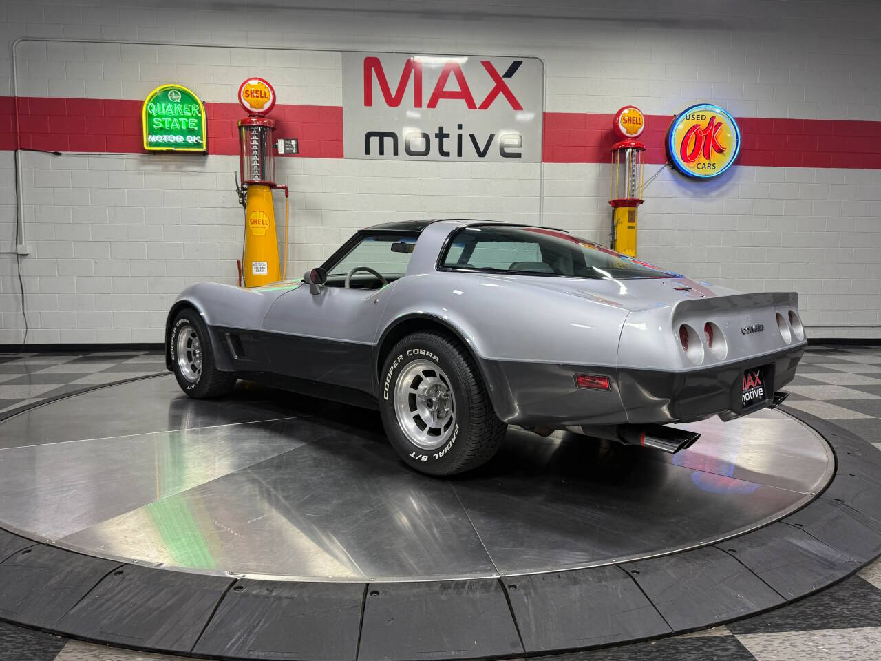 1981 Chevrolet Corvette 24