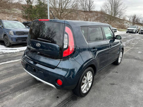 2017 Kia Soul +