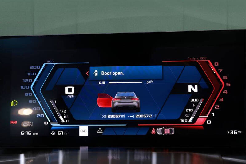 2025 BMW M4