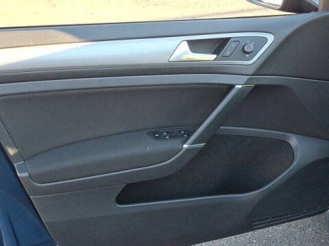 2016 Volkswagen Golf SportWagen TSI S