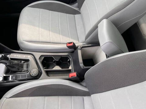 2023 Volkswagen Taos SE 4Motion