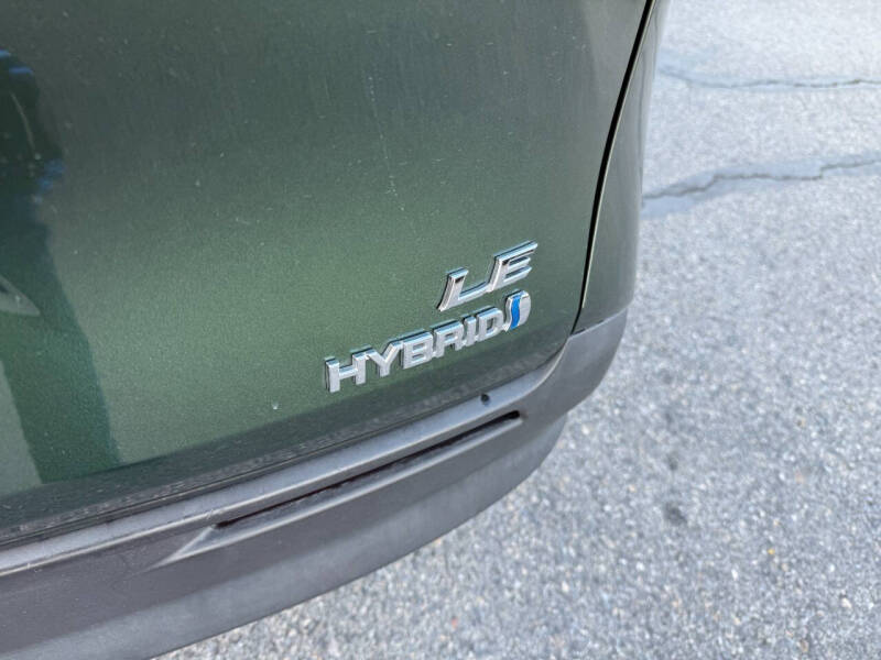 2024 Toyota Sienna LE 8-Passenger