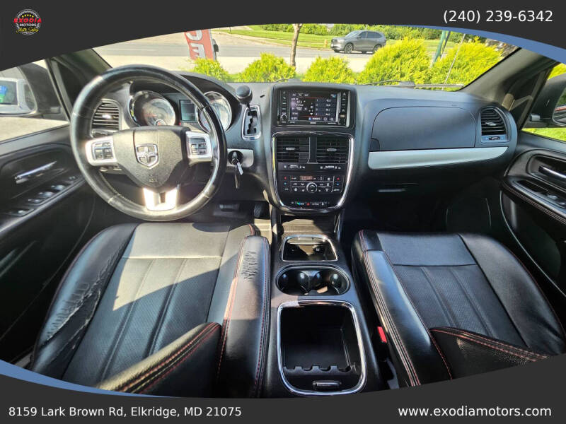 2015 Dodge Grand Caravan R/T