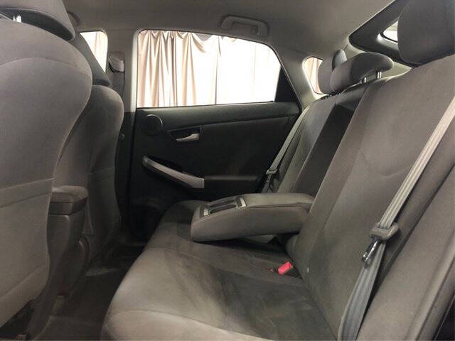 2010 Toyota Prius III