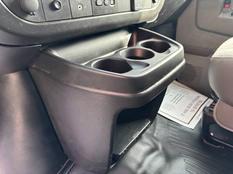 2020 Chevrolet Express 2500