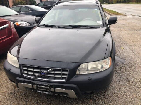 2007 Volvo XC70 for sale at NORTH CHICAGO MOTORS INC in North Chicago IL