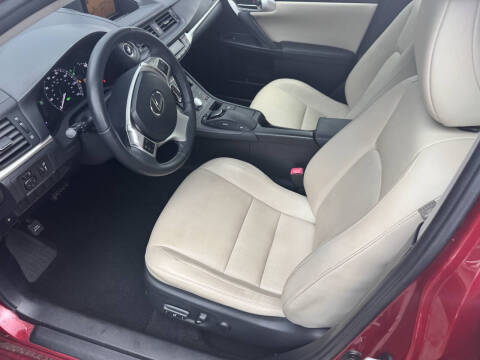 2011 Lexus CT 200h Premium