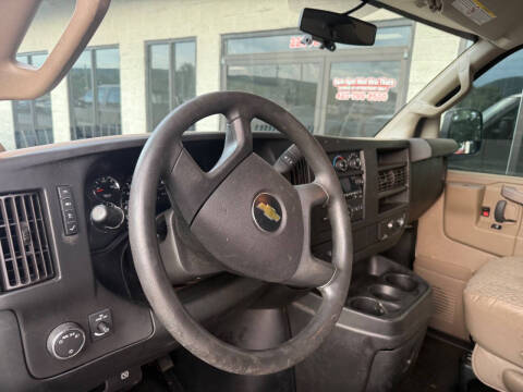 2017 Chevrolet Express 2500