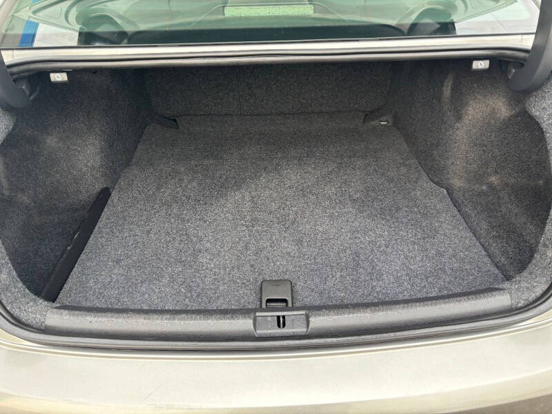 2014 Volkswagen Passat 2.5L Wolfsburg Edition PZEV