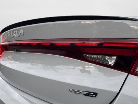 2022 Kia K5