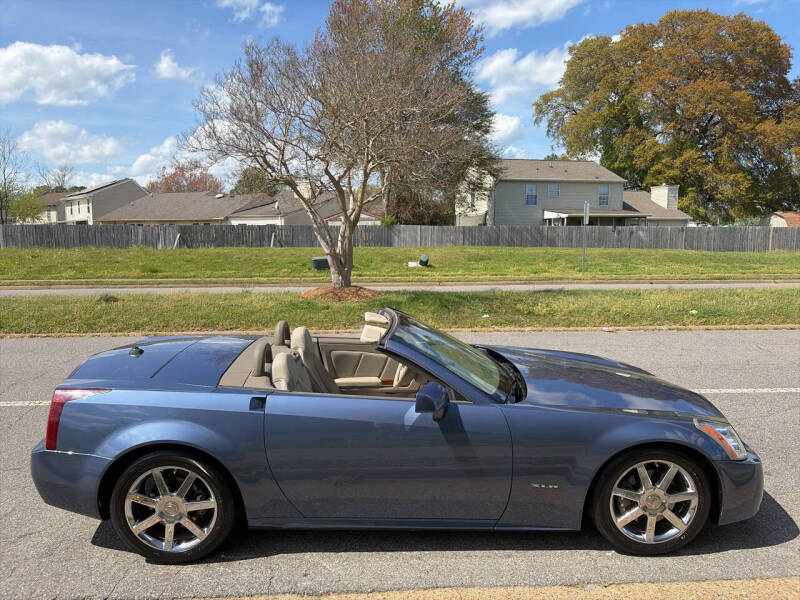 2005 Cadillac XLR