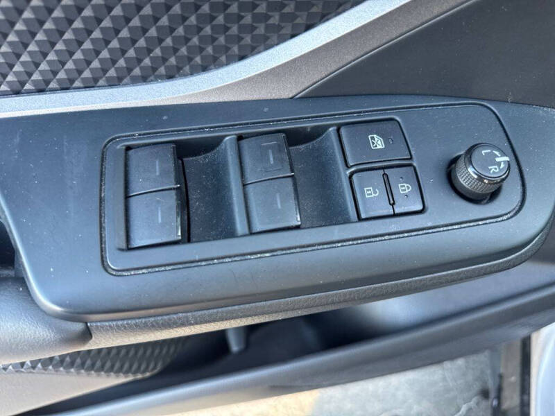 2020 Toyota C-HR LE