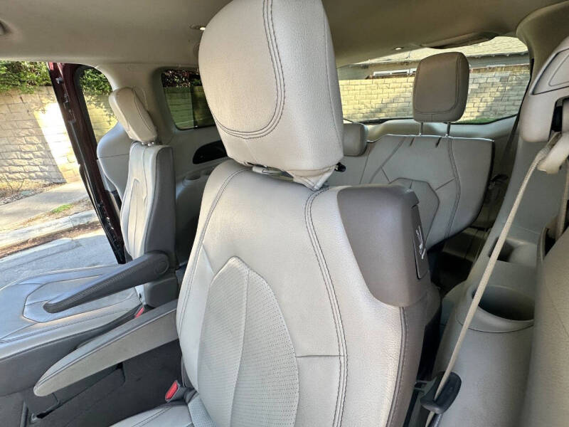 2018 Chrysler Pacifica Touring L Plus