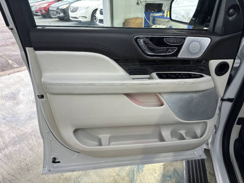 2024 Lincoln Navigator Black Label