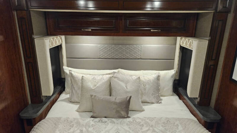 2018 Fleetwood Bounder