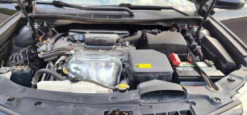 2014 Toyota Camry SE