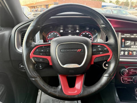 2017 Dodge Charger SXT