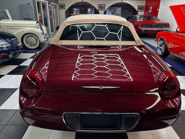 2004 Ford Thunderbird Deluxe