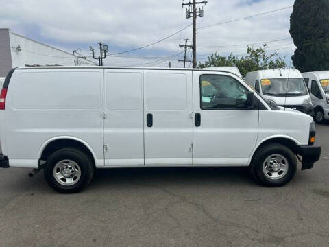 2021 Chevrolet Express 2500