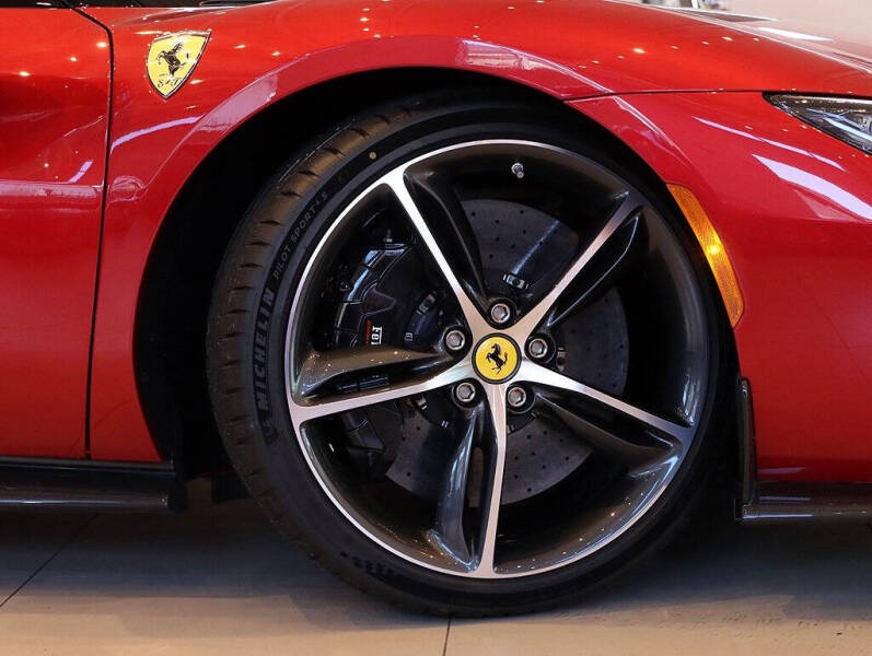 2024 Ferrari 296 GTS