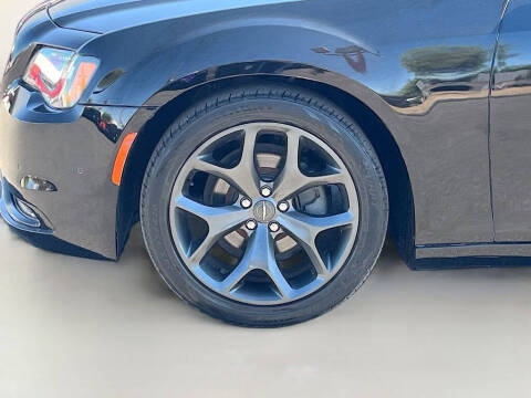 2021 Chrysler 300 S V6