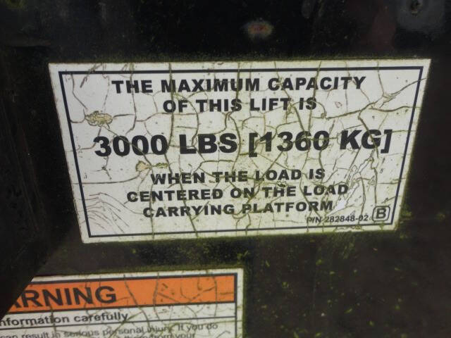 2013 Freightliner M2 106