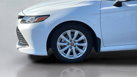 2020 Toyota Camry LE