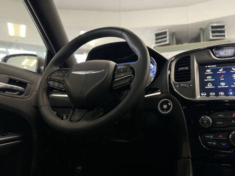 2022 Chrysler 300 S V6