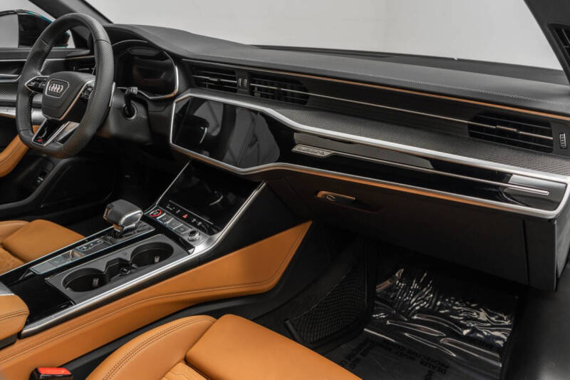 2025 Audi RS 6 Avant performance 4.0T quattro Avant