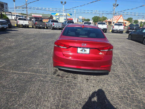 2017 Hyundai Elantra