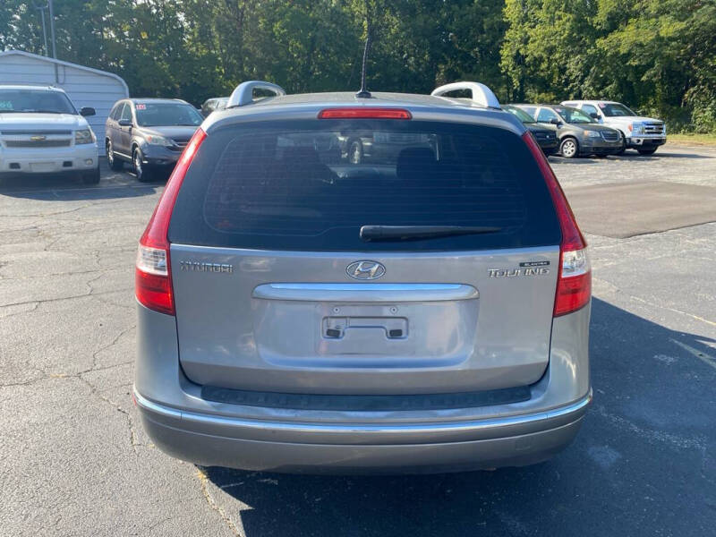 2011 Hyundai Elantra Touring GLS