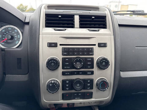 2011 Ford Escape XLT