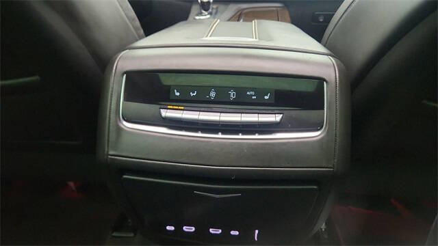 2023 Cadillac Escalade ESV Sport Platinum