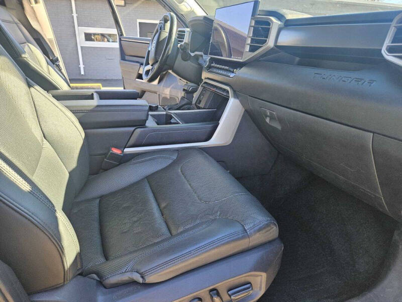 2022 Toyota Tundra SR5