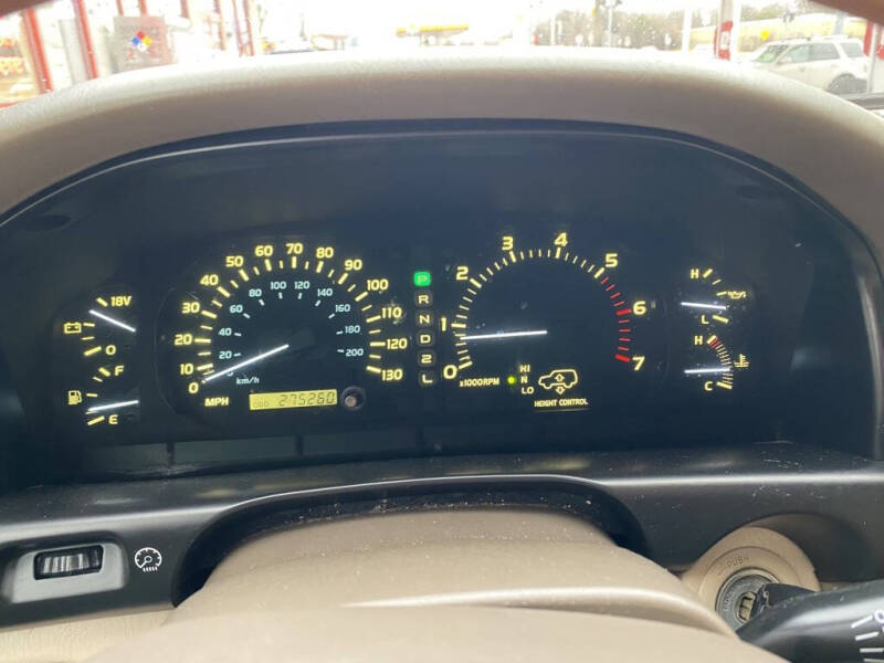 2000 Lexus LX 470