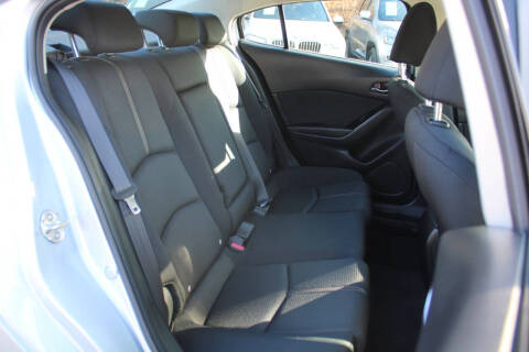 2017 Mazda MAZDA3 Sport