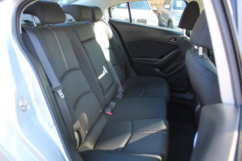 2017 Mazda MAZDA3 Sport