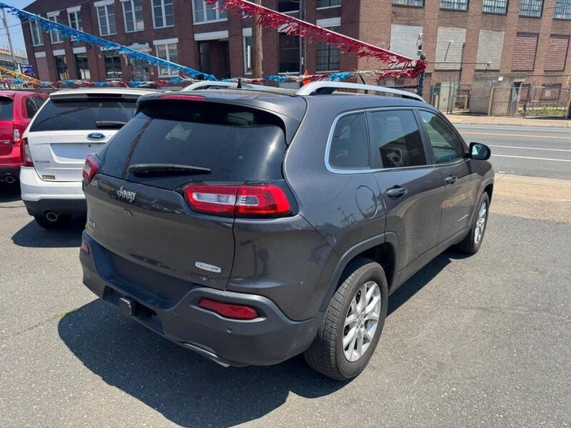 2017 Jeep Cherokee Latitude