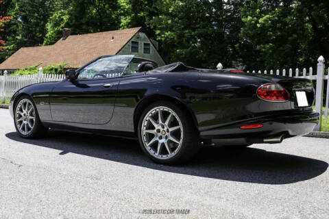 2002 Jaguar XKR