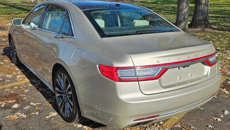 2017 Lincoln Continental Reserve