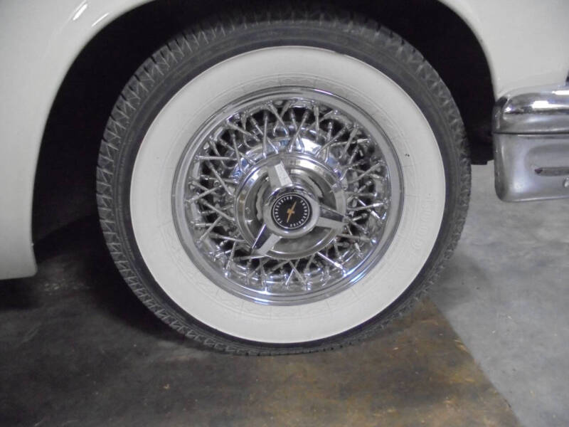 1957 Ford Thunderbird