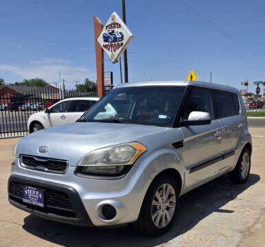 2012 Kia Soul +